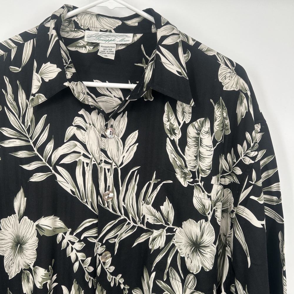 Pineapple Moon Mens XL Silk Hawaiian Shirt Black Tropical Floral Palm Leaf Print